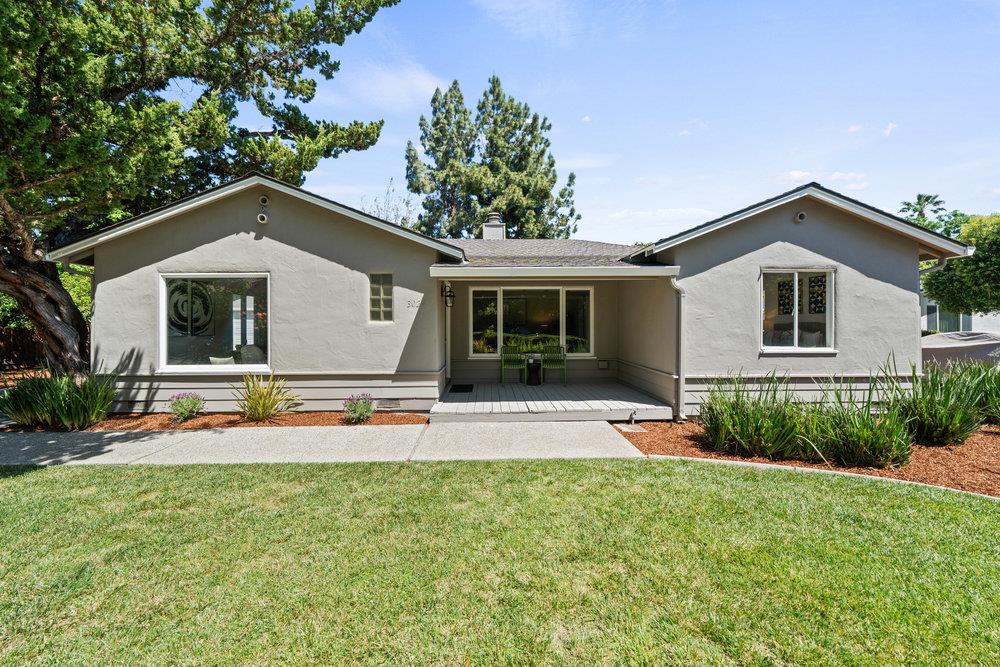 Detail Gallery Image 3 of 36 For 3024 Neal Ave, San Jose,  CA 95128 - 3 Beds | 2/1 Baths