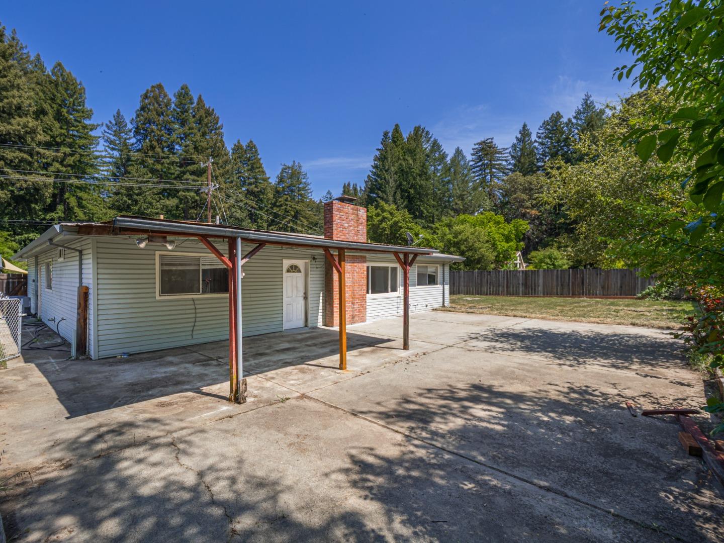 Detail Gallery Image 20 of 34 For 190 Moon Dr, Boulder Creek,  CA 95006 - 4 Beds | 2 Baths