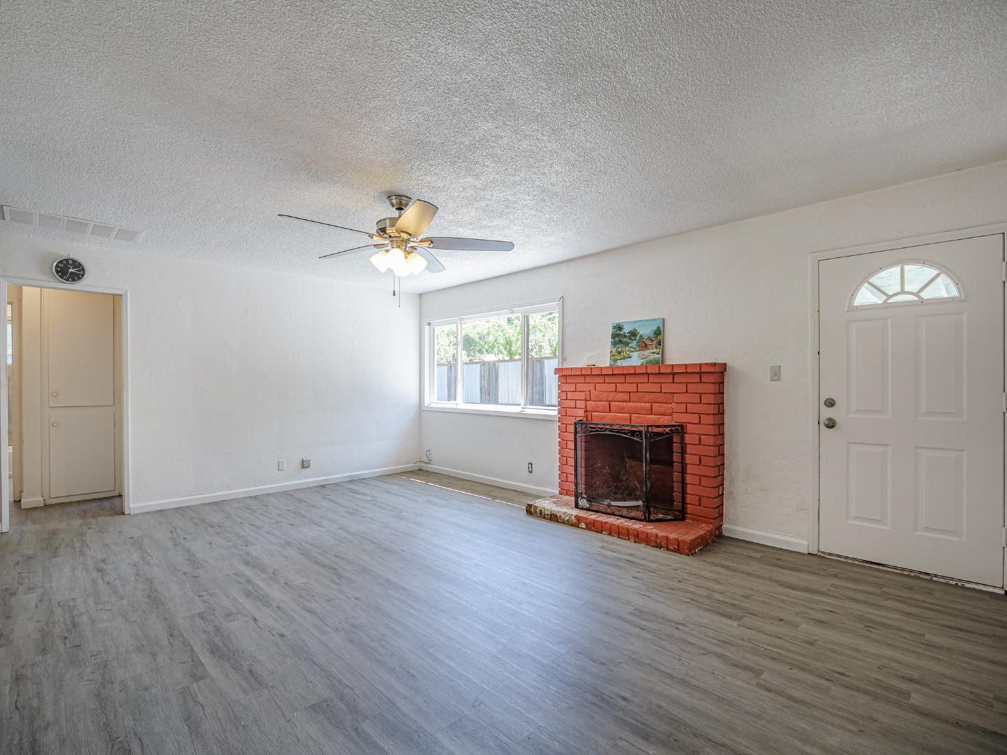 Detail Gallery Image 5 of 34 For 190 Moon Dr, Boulder Creek,  CA 95006 - 4 Beds | 2 Baths