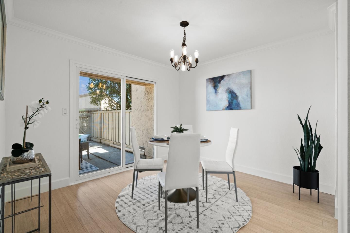 Detail Gallery Image 11 of 47 For 2359 Avenida De Guadalupe, Santa Clara,  CA 95054 - 4 Beds | 2/1 Baths