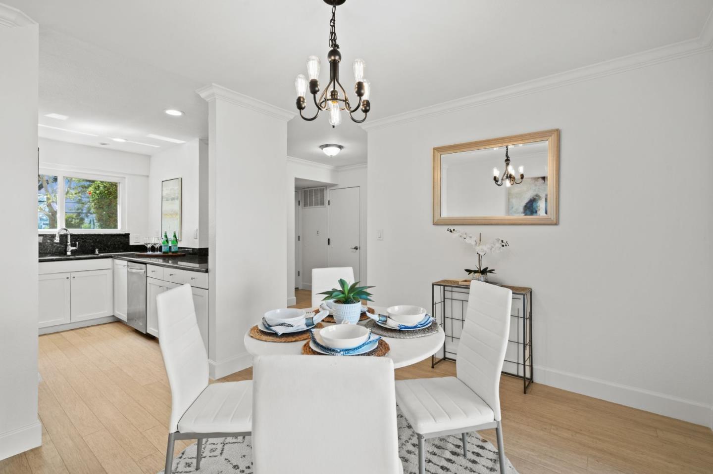 Detail Gallery Image 12 of 47 For 2359 Avenida De Guadalupe, Santa Clara,  CA 95054 - 4 Beds | 2/1 Baths
