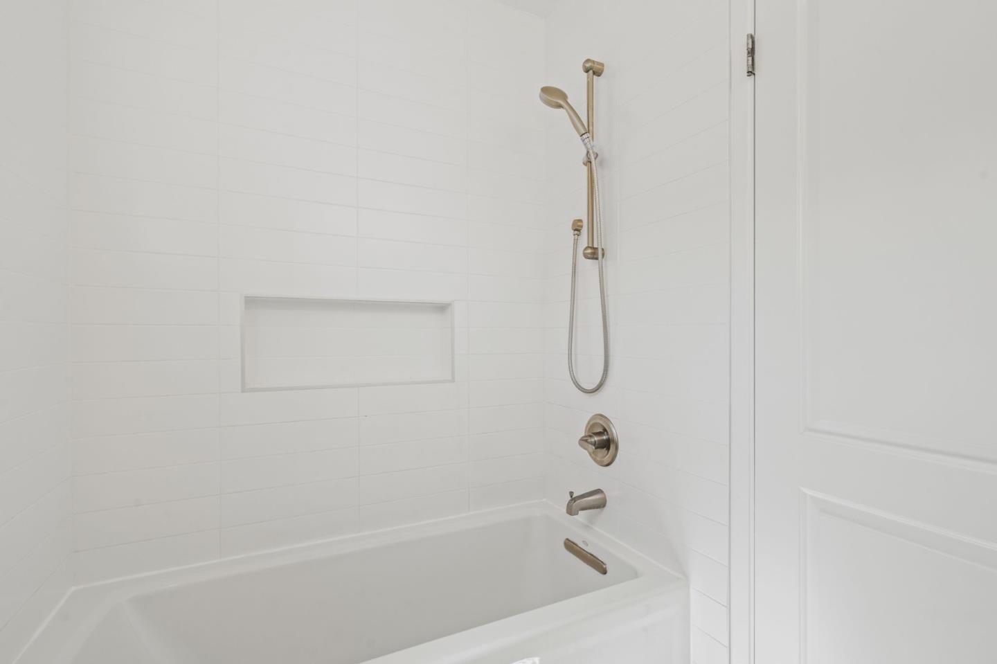 Detail Gallery Image 27 of 47 For 2359 Avenida De Guadalupe, Santa Clara,  CA 95054 - 4 Beds | 2/1 Baths