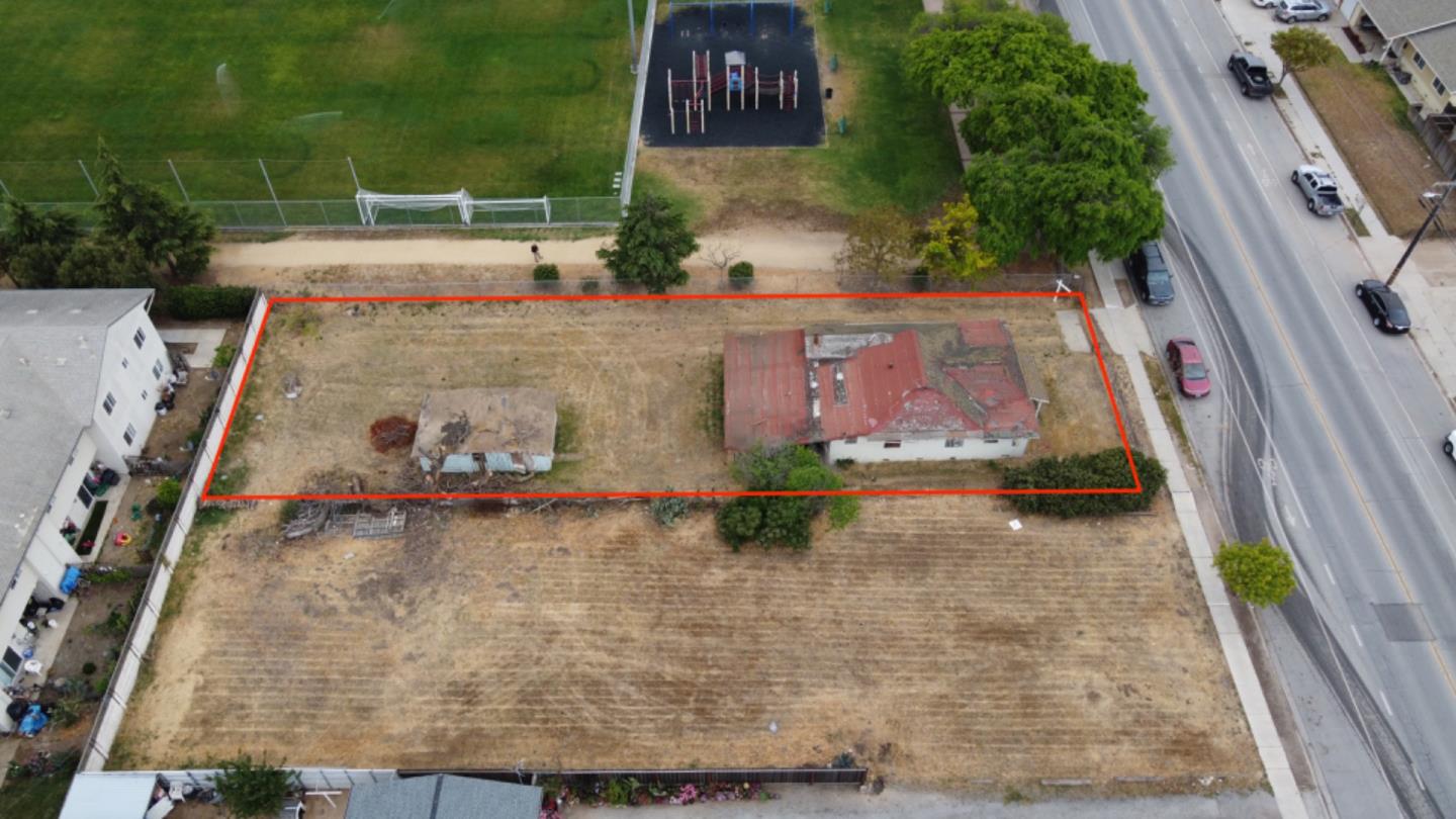 Detail Gallery Image 2 of 10 For 1232 Monterey St, Soledad,  CA 93960 - 2 Beds | 1 Baths