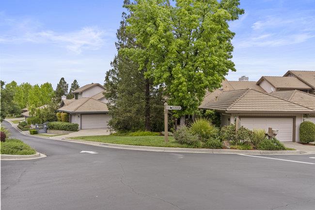 Detail Gallery Image 53 of 81 For 5958 Dry Oak Dr, San Jose,  CA 95120 - 3 Beds | 2/1 Baths