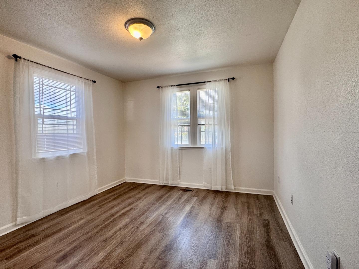 Detail Gallery Image 14 of 19 For 140 Sally St, Hollister,  CA 95023 - 3 Beds | 2 Baths