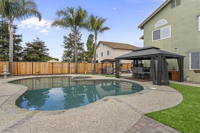Detail Gallery Image 48 of 67 For 1650 Mimosa St, Hollister,  CA 95023 - 5 Beds | 3 Baths