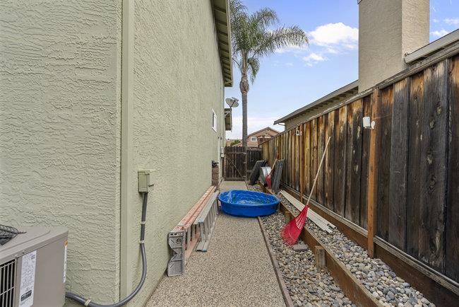 Detail Gallery Image 50 of 67 For 1650 Mimosa St, Hollister,  CA 95023 - 5 Beds | 3 Baths