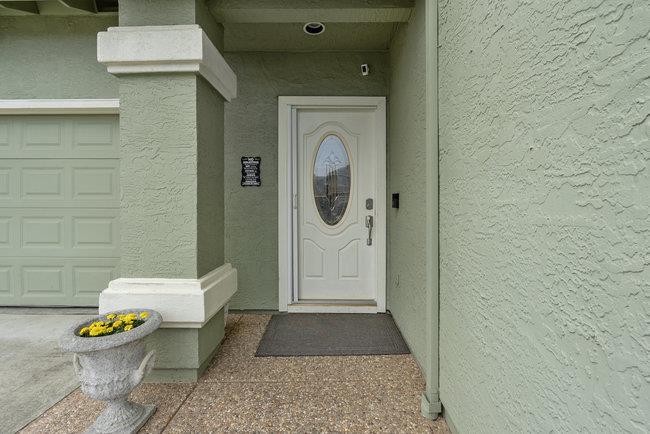 Detail Gallery Image 8 of 67 For 1650 Mimosa St, Hollister,  CA 95023 - 5 Beds | 3 Baths