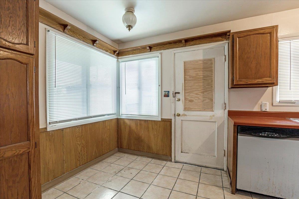 Detail Gallery Image 11 of 23 For 618 N Bayview Ave, Sunnyvale,  CA 94085 - 3 Beds | 1 Baths