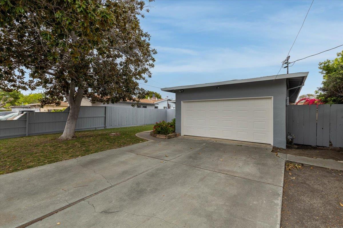 Detail Gallery Image 2 of 23 For 618 N Bayview Ave, Sunnyvale,  CA 94085 - 3 Beds | 1 Baths