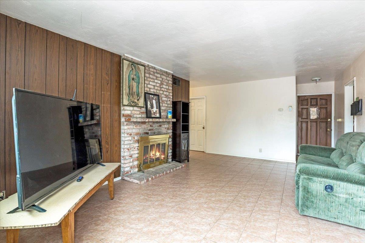 Detail Gallery Image 7 of 23 For 618 N Bayview Ave, Sunnyvale,  CA 94085 - 3 Beds | 1 Baths