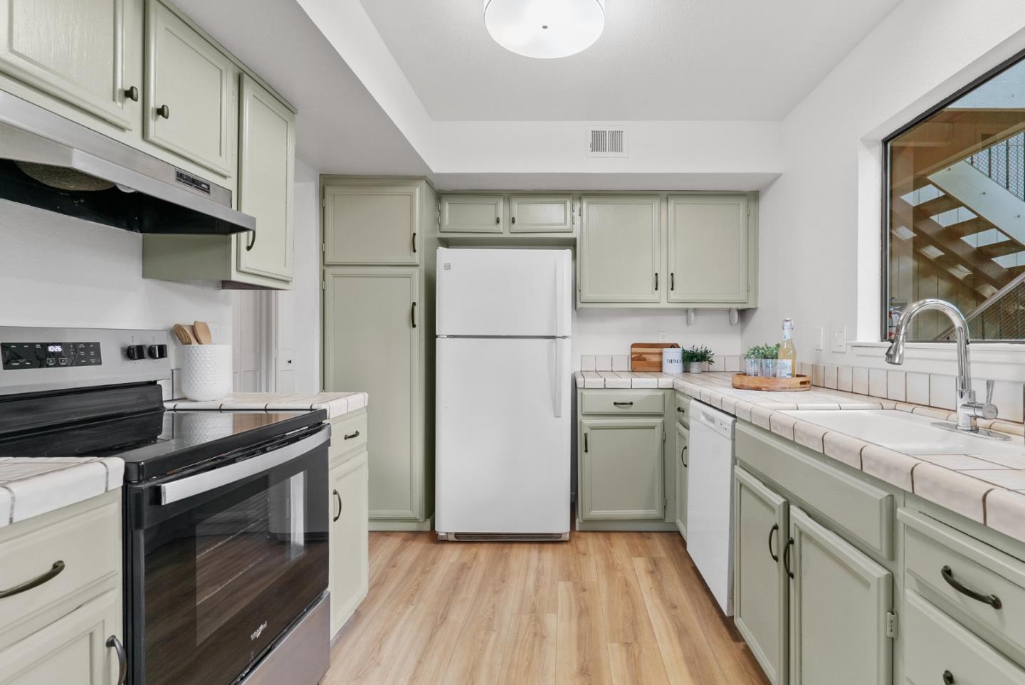 Detail Gallery Image 10 of 32 For 111 Bean Creek Rd #45,  Scotts Valley,  CA 95066 - 2 Beds | 2 Baths
