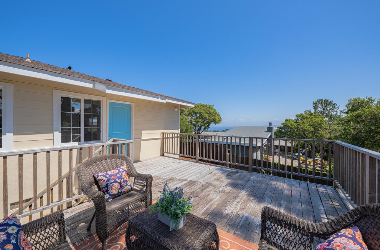 Detail Gallery Image 23 of 45 For 189 via Gayuba, Monterey,  CA 93940 - 2 Beds | 1 Baths