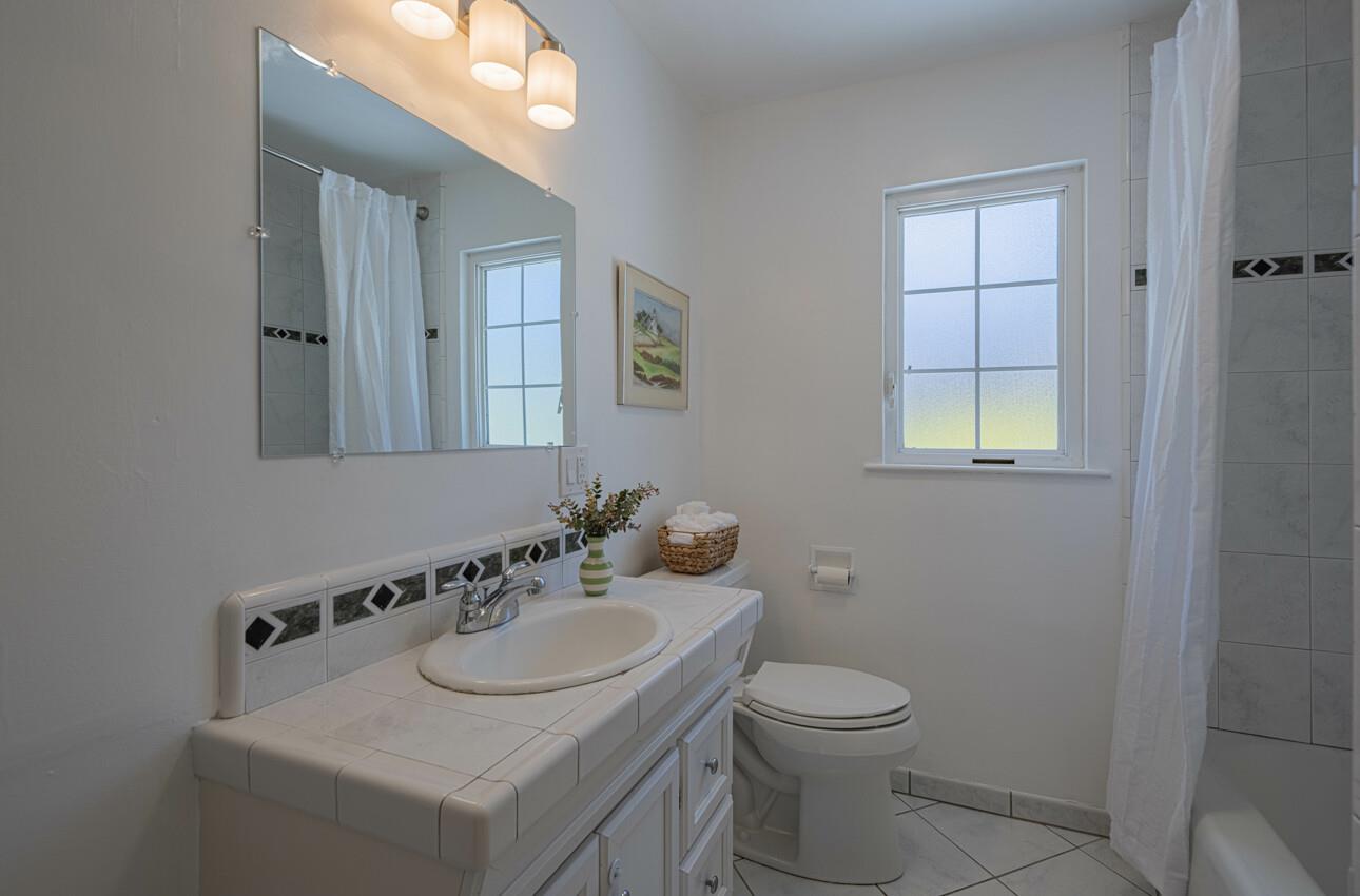 Detail Gallery Image 37 of 45 For 189 via Gayuba, Monterey,  CA 93940 - 2 Beds | 1 Baths