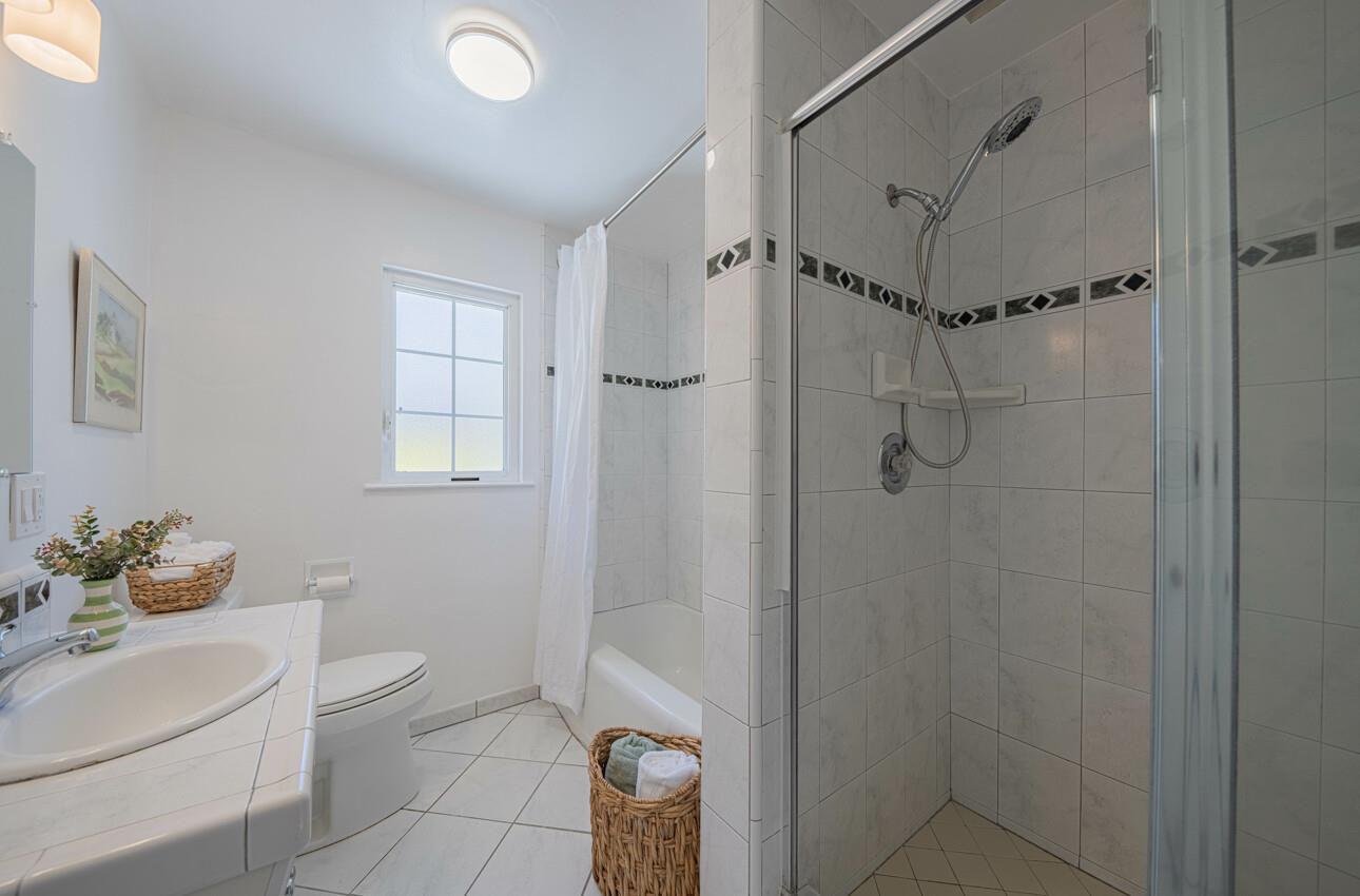 Detail Gallery Image 38 of 45 For 189 via Gayuba, Monterey,  CA 93940 - 2 Beds | 1 Baths