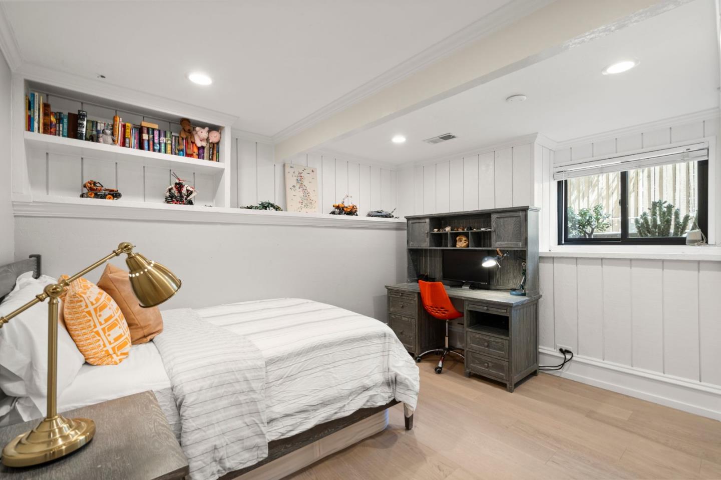 Detail Gallery Image 19 of 36 For 145 Central Avenue Ave, Los Gatos,  CA 95030 - 5 Beds | 4/1 Baths