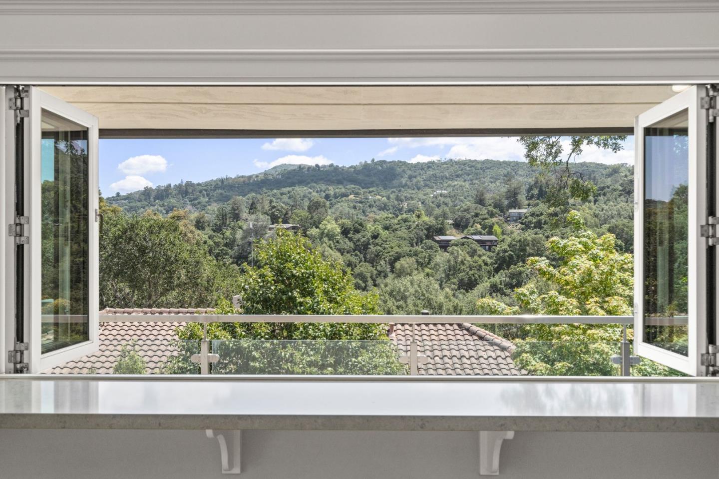 Detail Gallery Image 4 of 36 For 145 Central Avenue Ave, Los Gatos,  CA 95030 - 5 Beds | 4/1 Baths