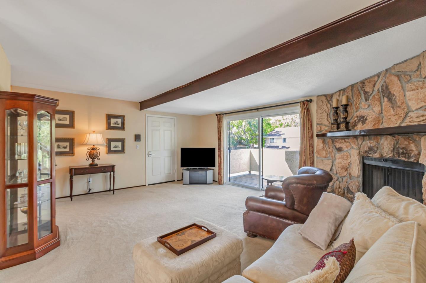 Detail Gallery Image 7 of 31 For 115 Dot Ave, Campbell,  CA 95008 - 2 Beds | 2/1 Baths