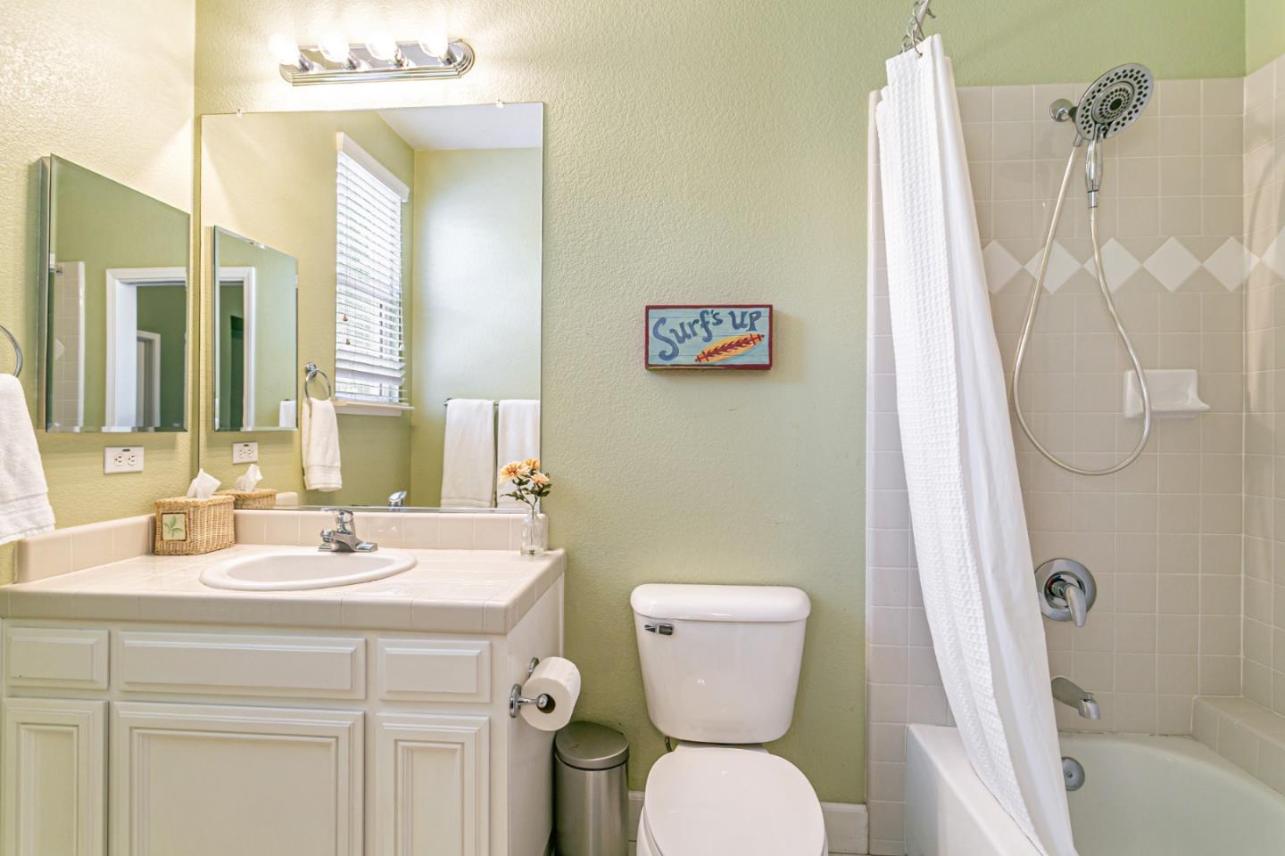 Detail Gallery Image 39 of 54 For 18345 Serra Avenida, Morgan Hill,  CA 95037 - 4 Beds | 3/1 Baths