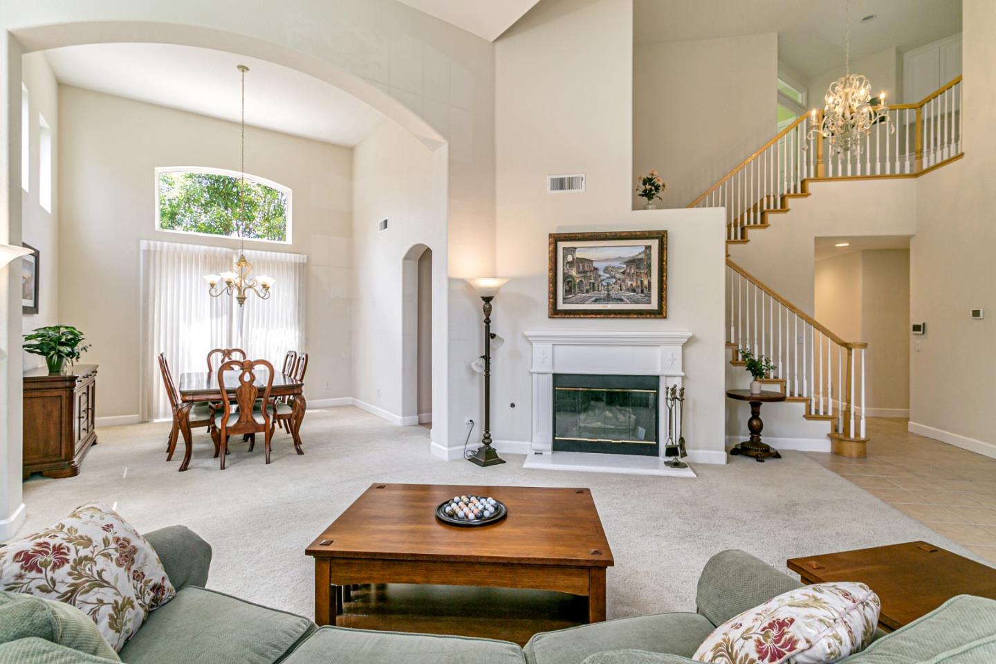 Detail Gallery Image 5 of 54 For 18345 Serra Avenida, Morgan Hill,  CA 95037 - 4 Beds | 3/1 Baths