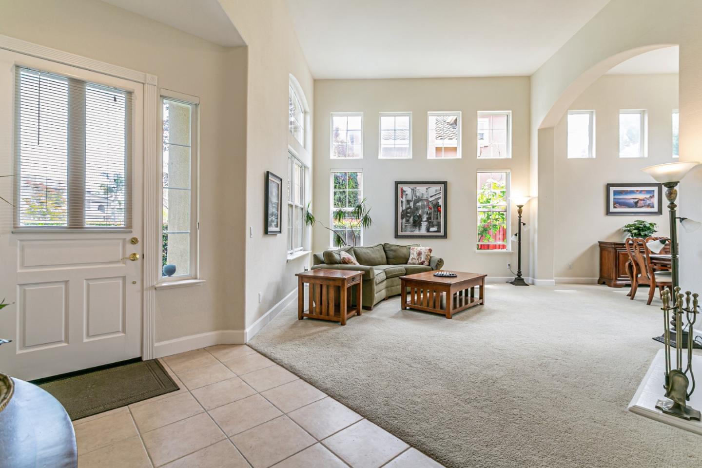 Detail Gallery Image 7 of 54 For 18345 Serra Avenida, Morgan Hill,  CA 95037 - 4 Beds | 3/1 Baths