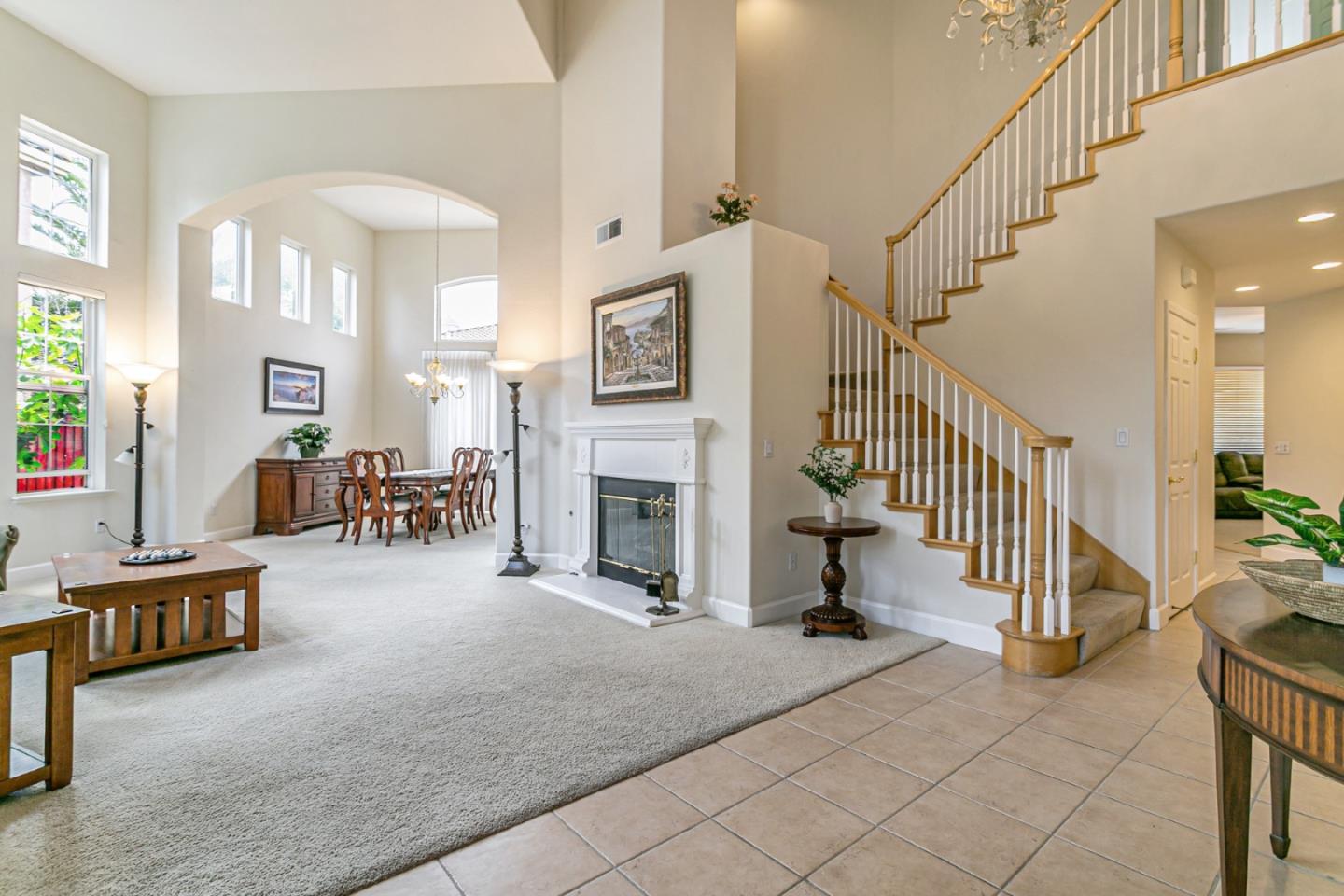 Detail Gallery Image 8 of 54 For 18345 Serra Avenida, Morgan Hill,  CA 95037 - 4 Beds | 3/1 Baths
