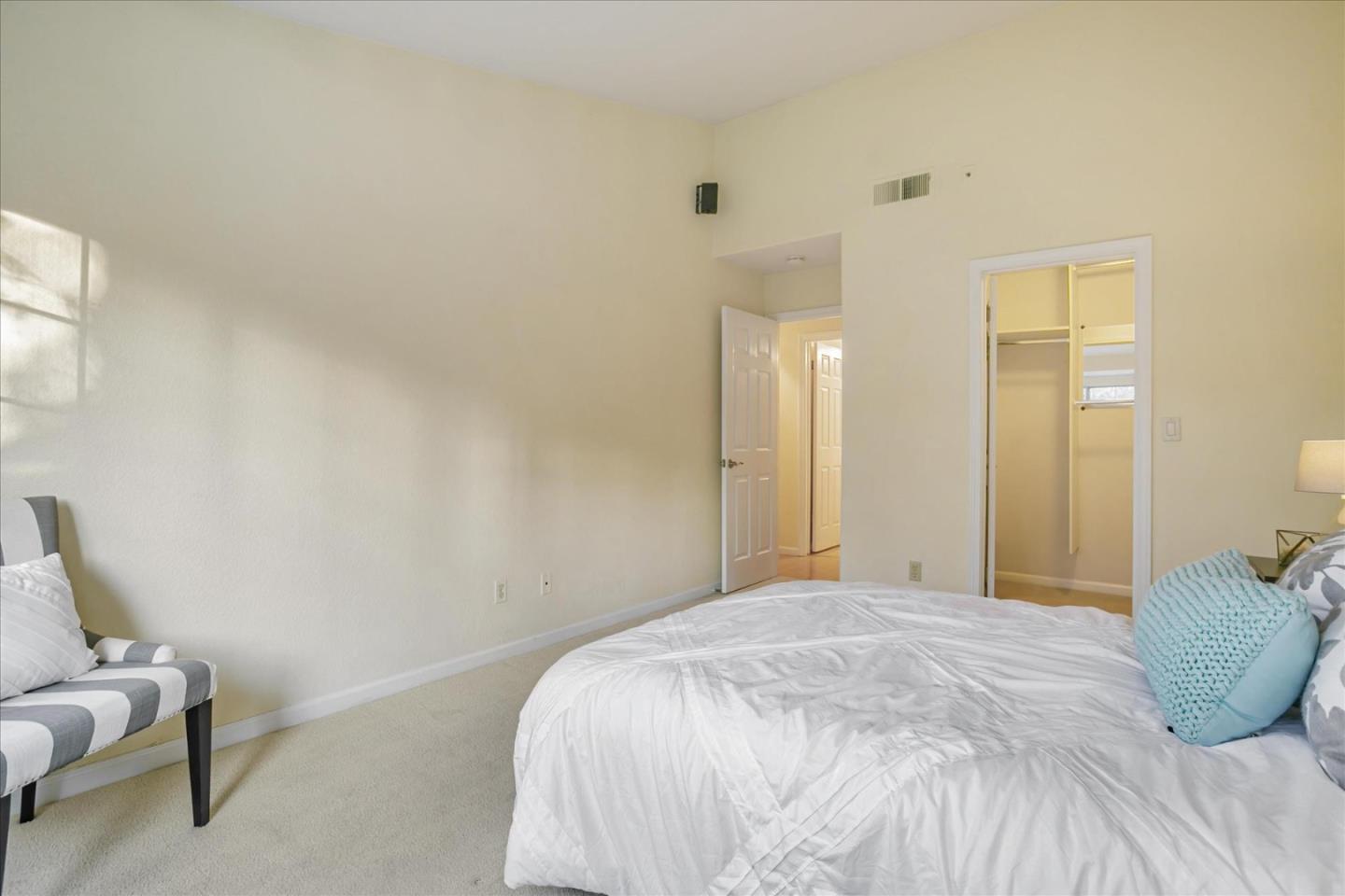 Detail Gallery Image 16 of 33 For 5973 Lake Almanor Dr, San Jose,  CA 95123 - 2 Beds | 1 Baths