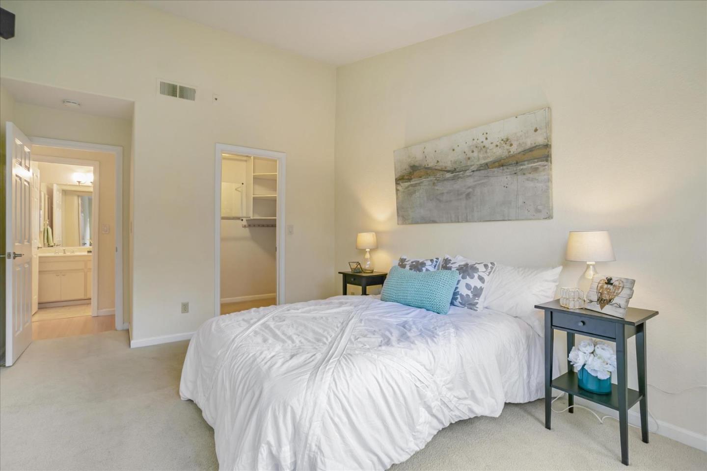 Detail Gallery Image 17 of 33 For 5973 Lake Almanor Dr, San Jose,  CA 95123 - 2 Beds | 1 Baths