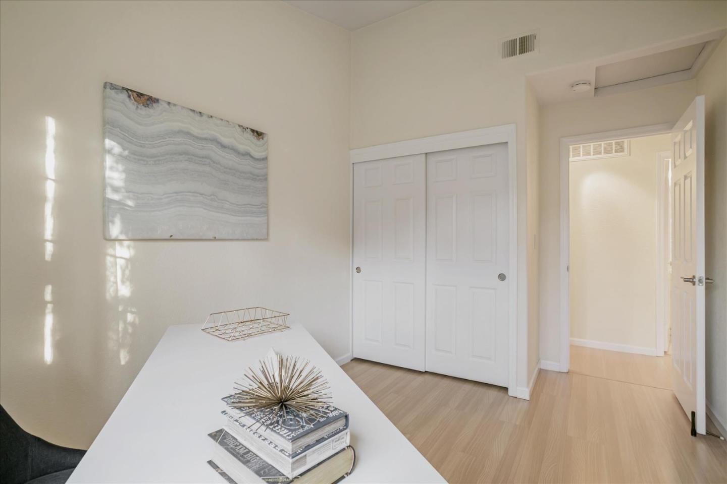 Detail Gallery Image 23 of 33 For 5973 Lake Almanor Dr, San Jose,  CA 95123 - 2 Beds | 1 Baths