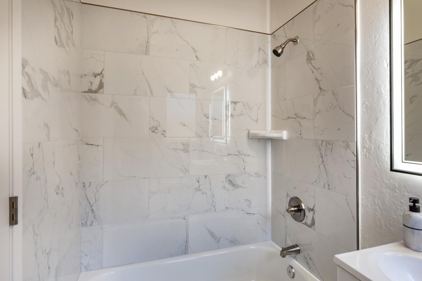 Detail Gallery Image 16 of 20 For 370 Drake Ct, Santa Clara,  CA 95051 - 3 Beds | 2 Baths