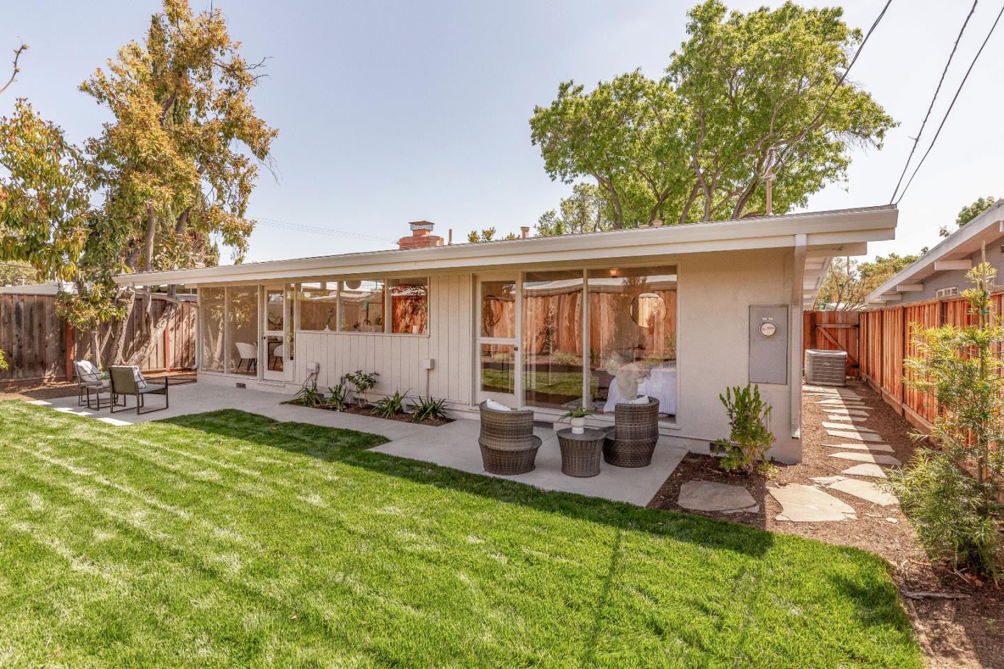 Detail Gallery Image 18 of 20 For 370 Drake Ct, Santa Clara,  CA 95051 - 3 Beds | 2 Baths