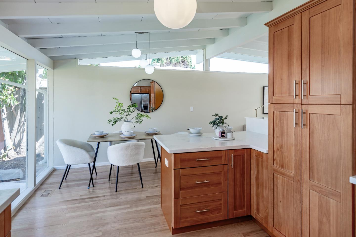 Detail Gallery Image 8 of 20 For 370 Drake Ct, Santa Clara,  CA 95051 - 3 Beds | 2 Baths