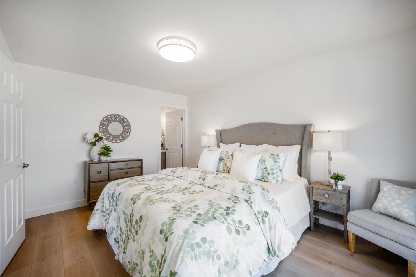 Detail Gallery Image 22 of 34 For 125 Foothill Ct, Morgan Hill,  CA 95037 - 4 Beds | 2 Baths
