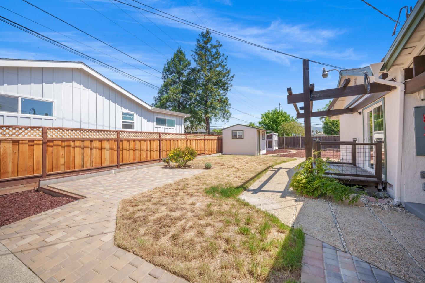 Detail Gallery Image 26 of 34 For 125 Foothill Ct, Morgan Hill,  CA 95037 - 4 Beds | 2 Baths