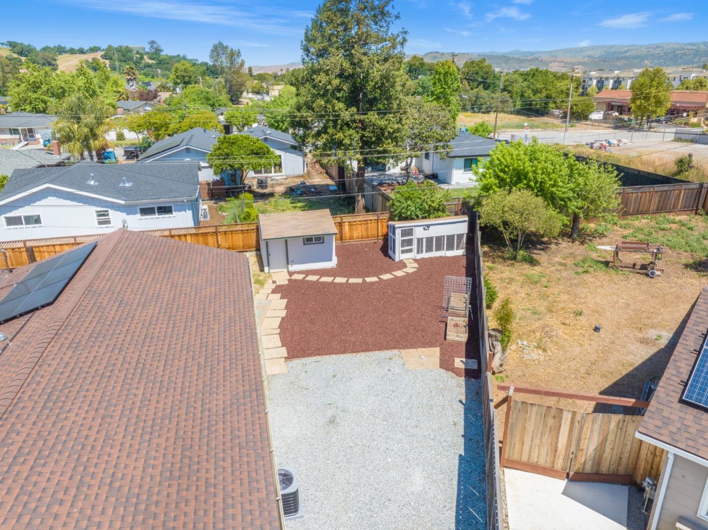 Detail Gallery Image 29 of 34 For 125 Foothill Ct, Morgan Hill,  CA 95037 - 4 Beds | 2 Baths