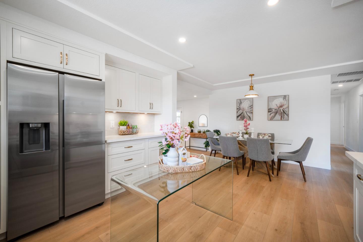 Detail Gallery Image 8 of 34 For 125 Foothill Ct, Morgan Hill,  CA 95037 - 4 Beds | 2 Baths