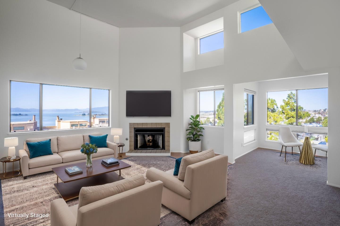 Detail Gallery Image 2 of 28 For 545 Pierce St #3301,  Albany,  CA 94706 - 2 Beds | 2 Baths