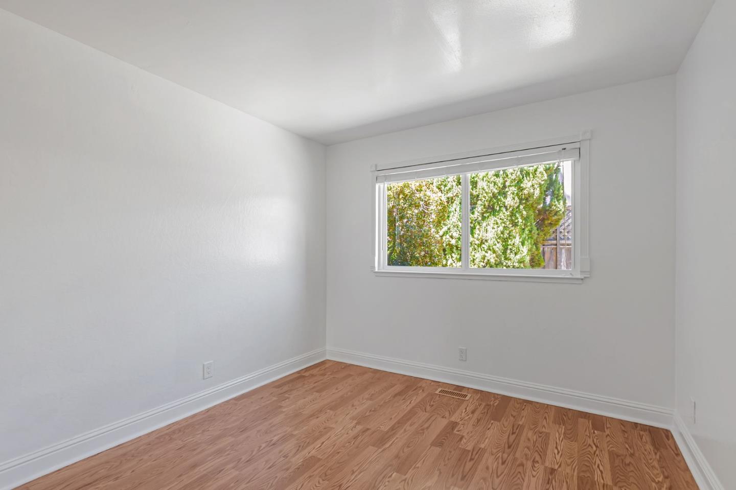Detail Gallery Image 26 of 37 For 649 Del Roy Ct, Campbell,  CA 95008 - 3 Beds | 2 Baths