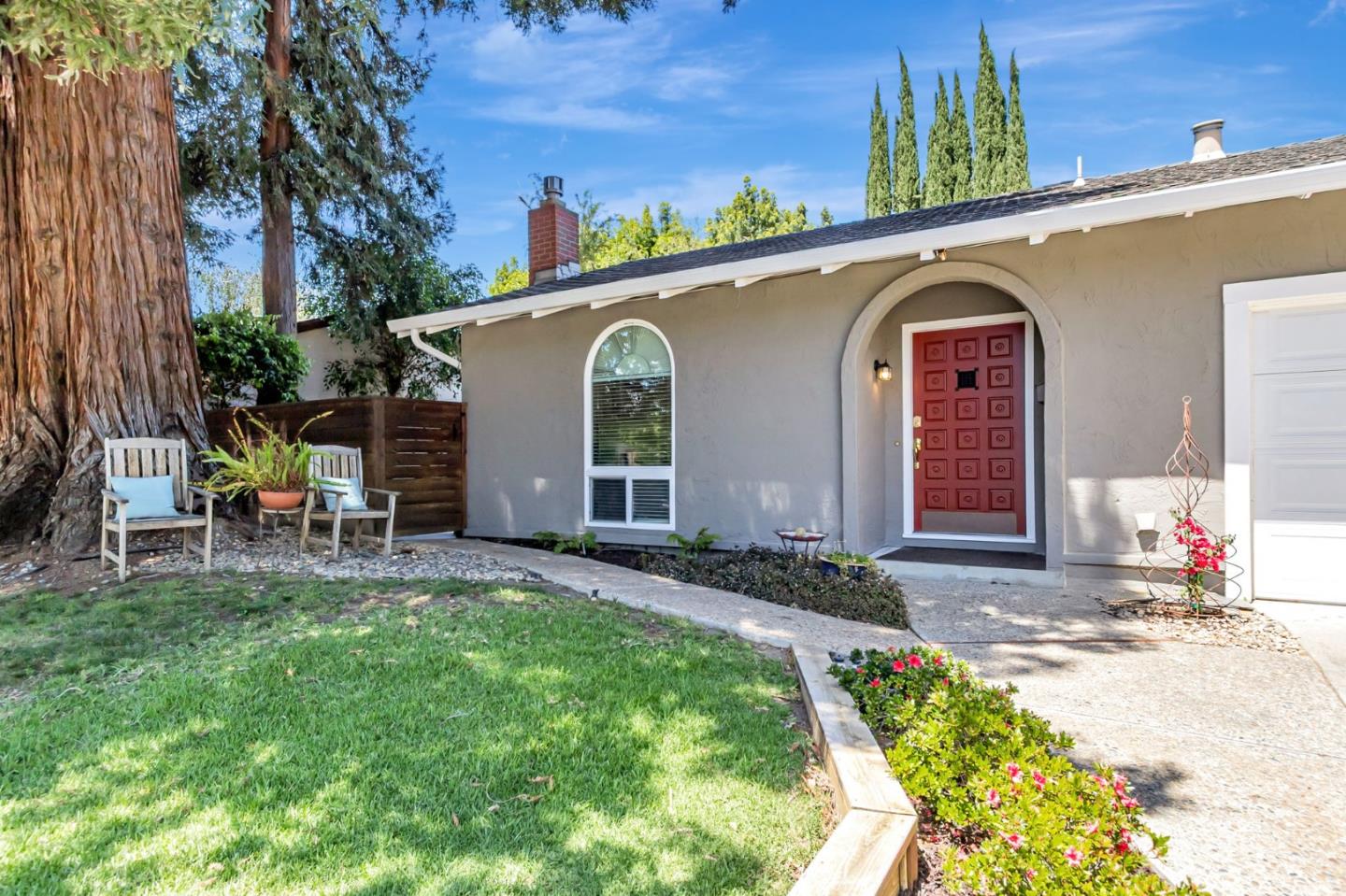 Detail Gallery Image 3 of 37 For 649 Del Roy Ct, Campbell,  CA 95008 - 3 Beds | 2 Baths