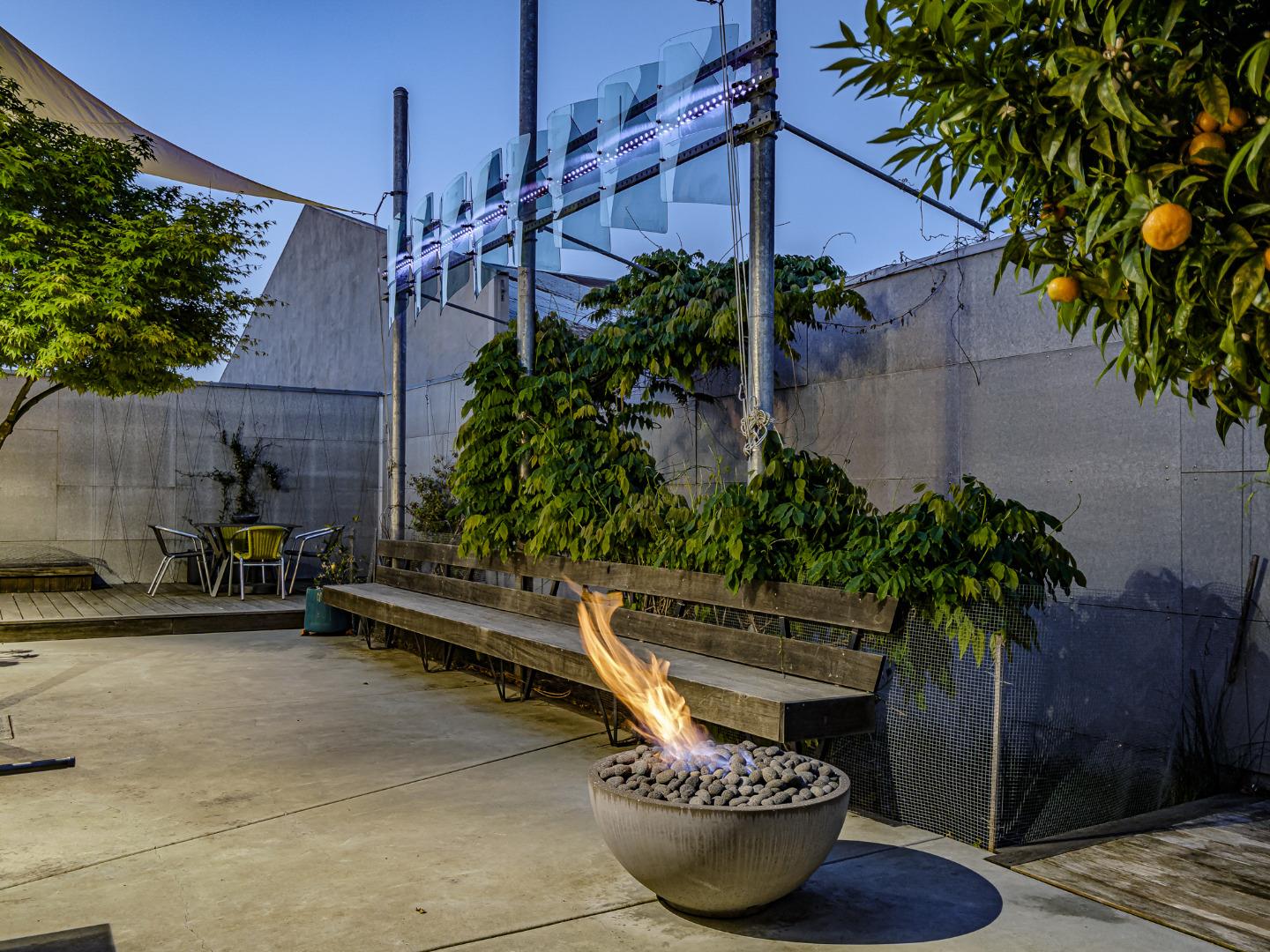 Detail Gallery Image 29 of 69 For 100 High Rd #100 AND 102,  Santa Cruz,  CA 95060 - 3 Beds | 3 Baths