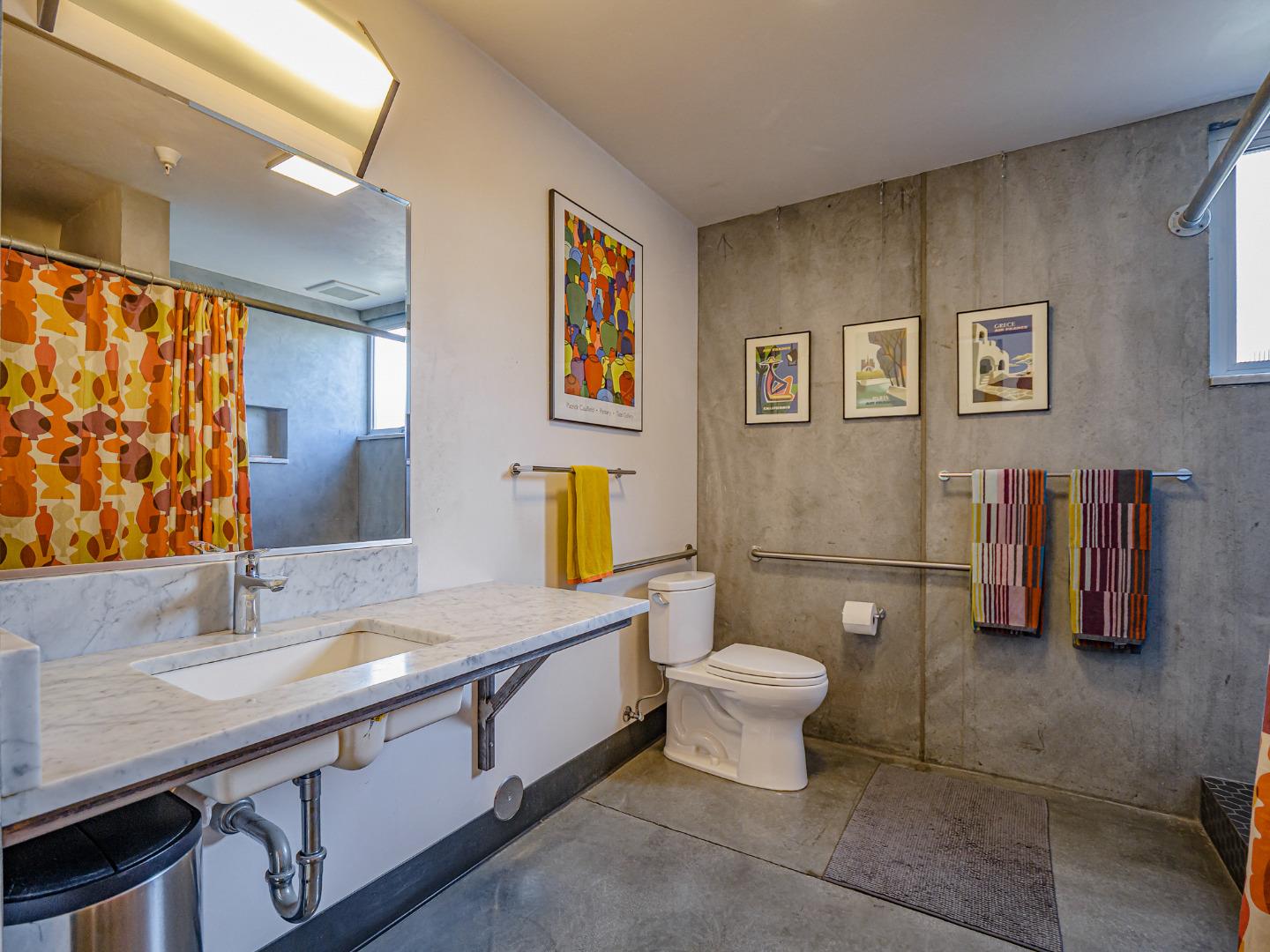Detail Gallery Image 33 of 69 For 100 High Rd #100 AND 102,  Santa Cruz,  CA 95060 - 3 Beds | 3 Baths