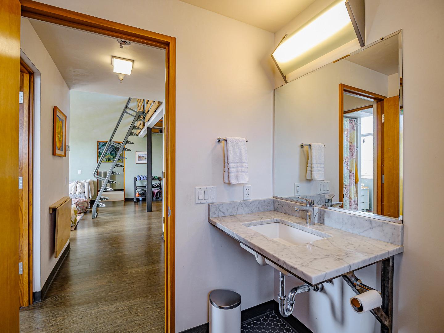 Detail Gallery Image 48 of 69 For 100 High Rd #100 AND 102,  Santa Cruz,  CA 95060 - 3 Beds | 3 Baths