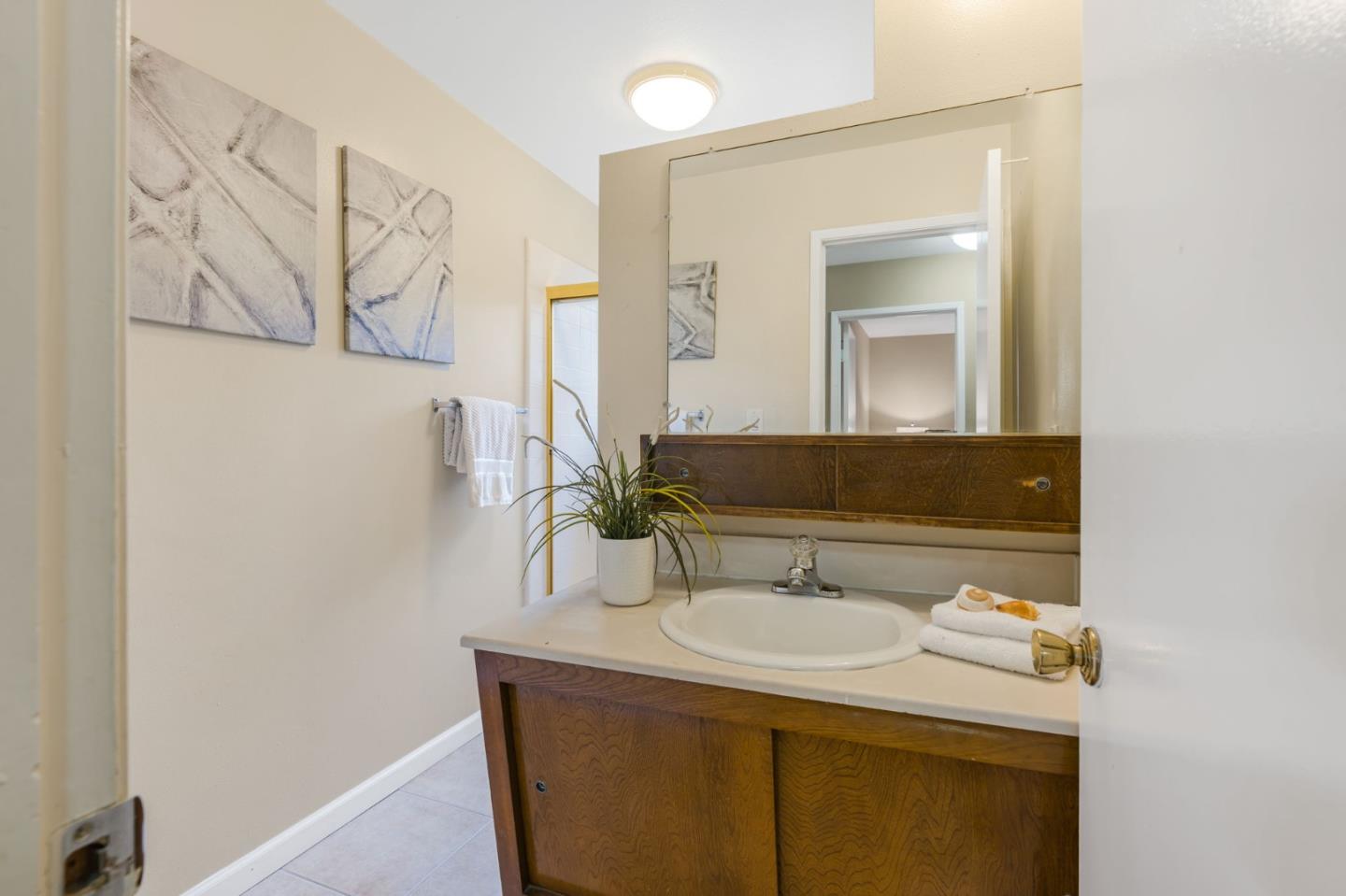 Detail Gallery Image 17 of 30 For 1321 Soto Ct, San Jose,  CA 95121 - 4 Beds | 2 Baths