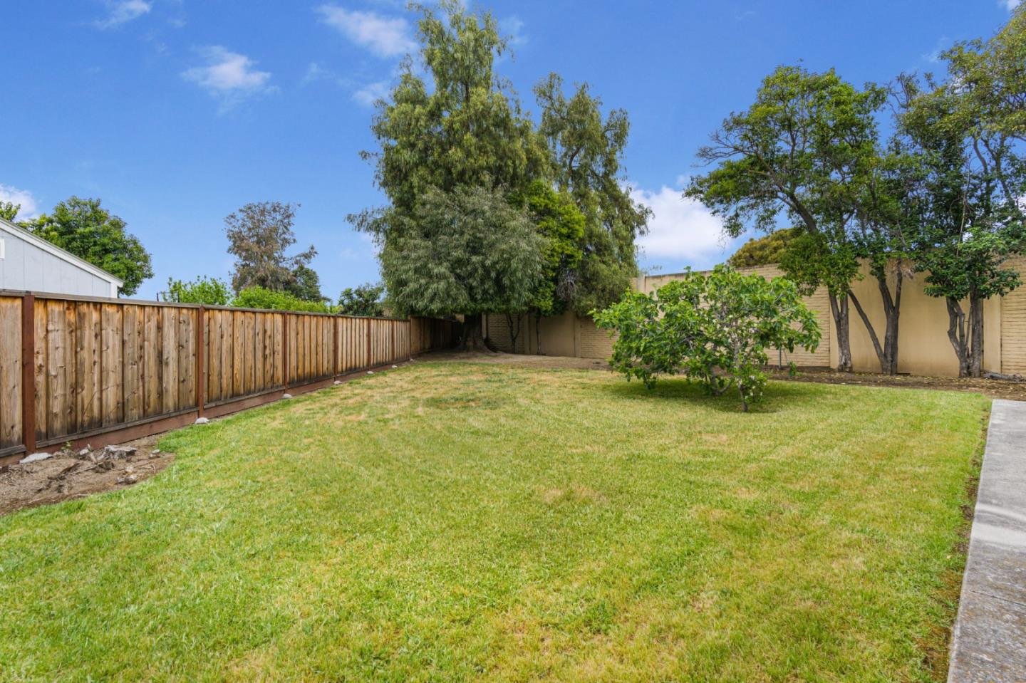 Detail Gallery Image 24 of 30 For 1321 Soto Ct, San Jose,  CA 95121 - 4 Beds | 2 Baths
