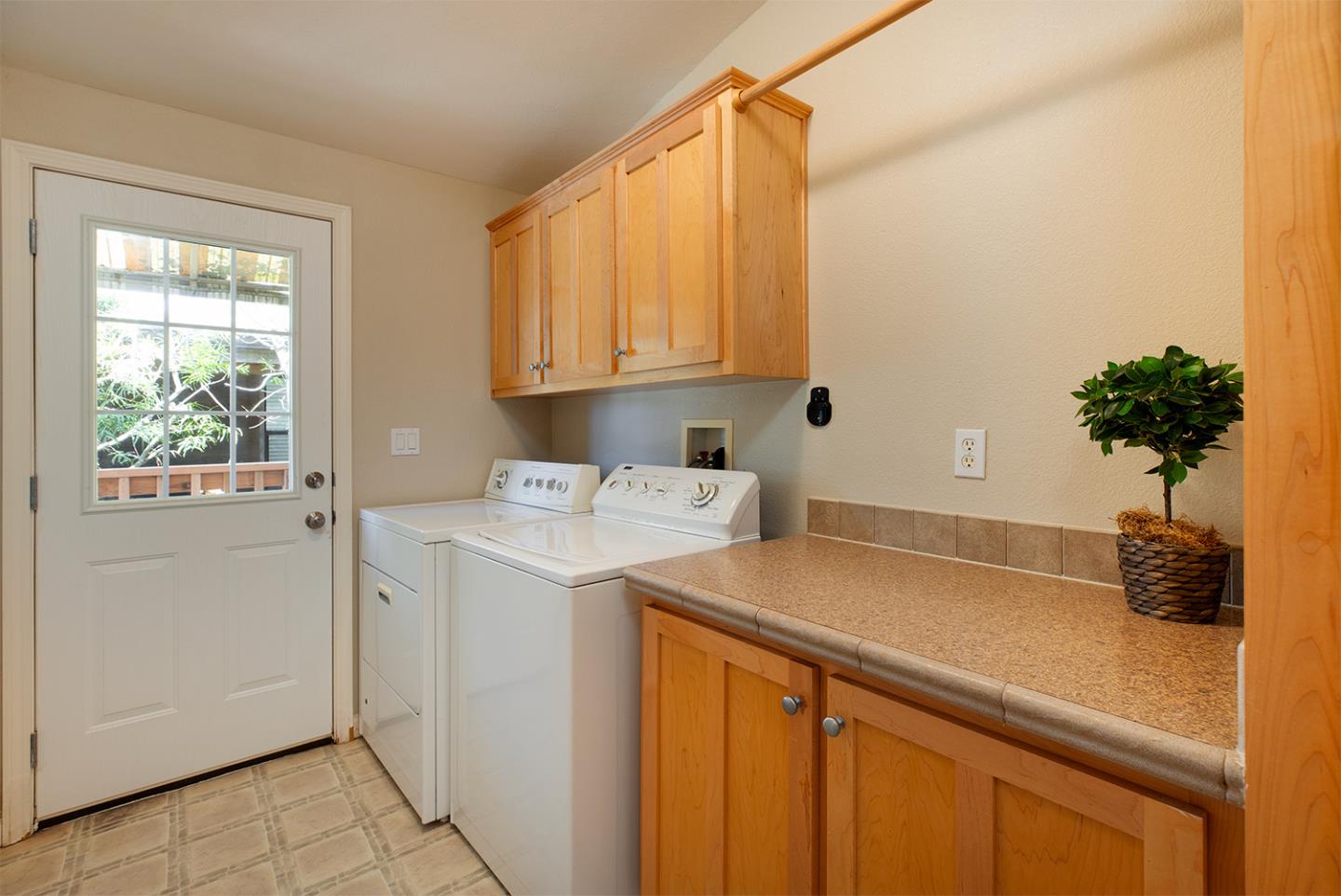 Detail Gallery Image 12 of 46 For 2395 Delaware Ave #179,  Santa Cruz,  CA 95060 - 3 Beds | 2 Baths