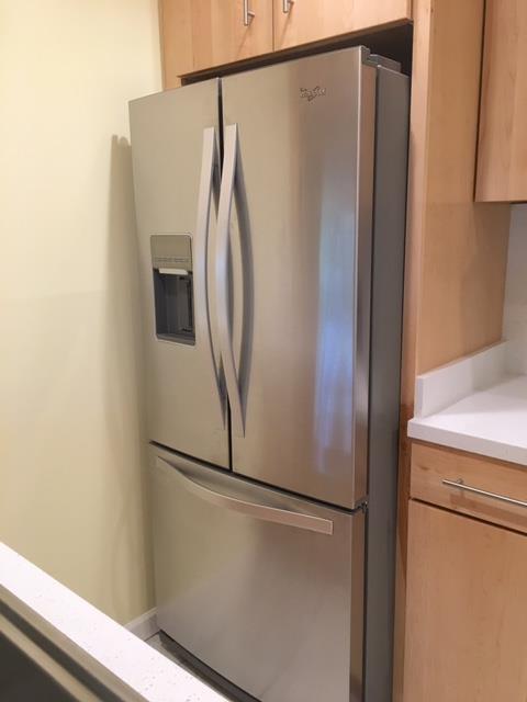 Detail Gallery Image 4 of 23 For 247 Boardwalk Ave #E,  San Bruno,  CA 94066 - 1 Beds | 1 Baths
