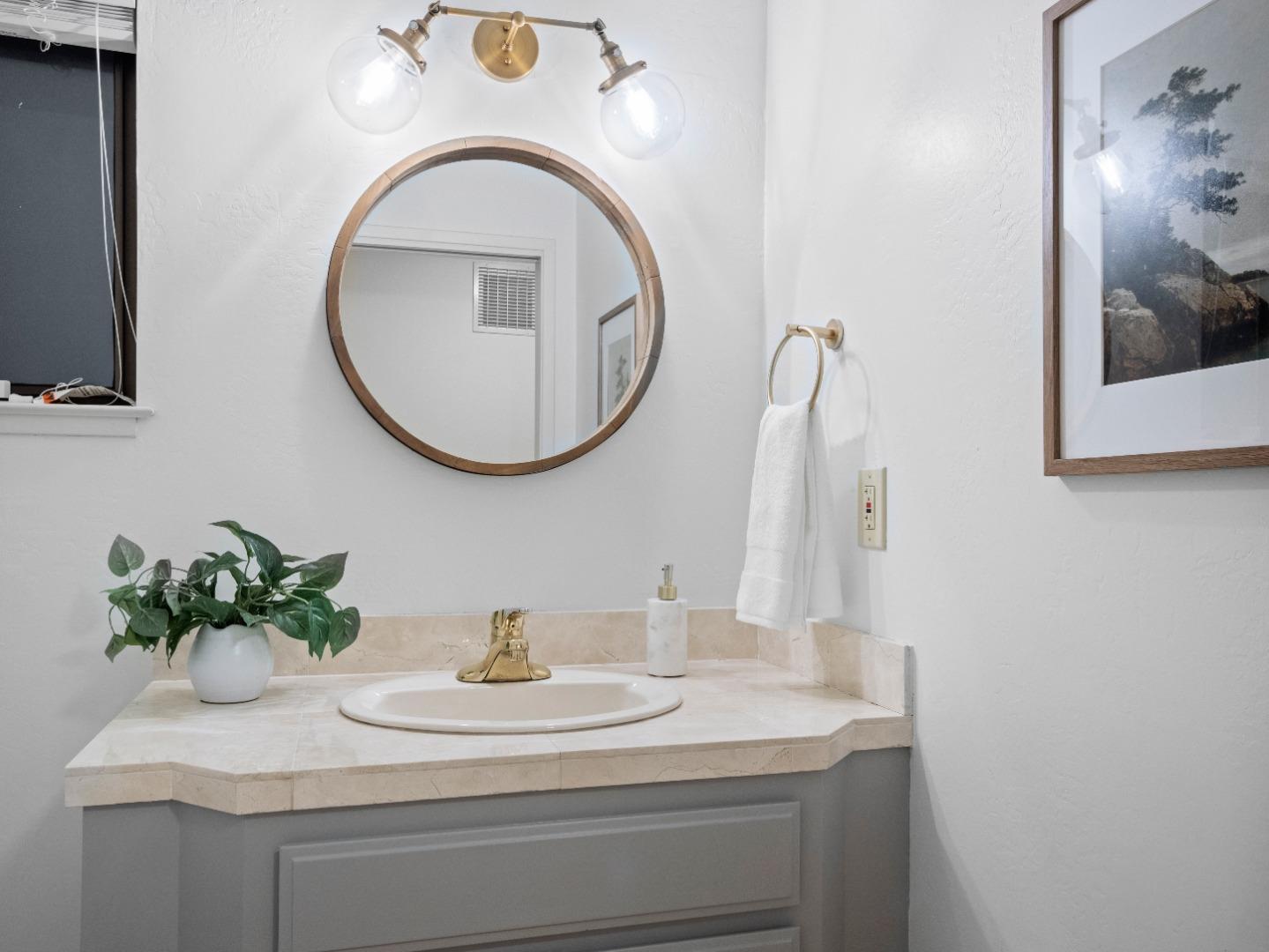 Detail Gallery Image 39 of 87 For 209 Calcita Dr, Santa Cruz,  CA 95060 - 4 Beds | 3/1 Baths