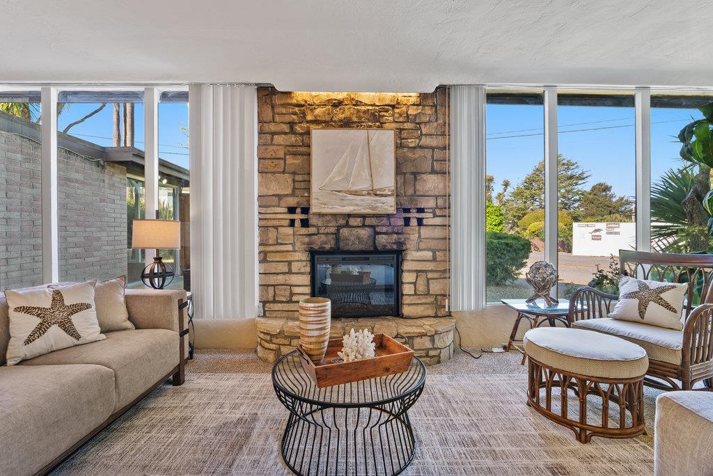 Detail Gallery Image 7 of 71 For 734 Seacliff Dr, Aptos,  CA 95003 - 3 Beds | 2 Baths