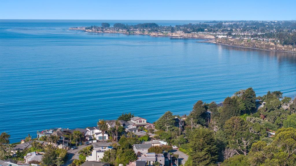 Detail Gallery Image 70 of 71 For 734 Seacliff Dr, Aptos,  CA 95003 - 3 Beds | 2 Baths