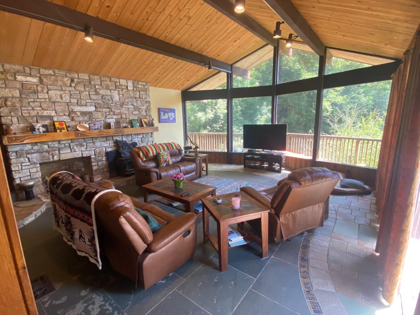 Detail Gallery Image 6 of 30 For 341 Metalwood Dr, Soquel,  CA 95073 - 4 Beds | 3 Baths